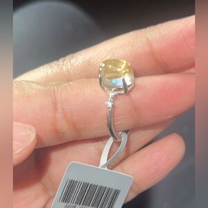 Elegant rutilated quartz ring